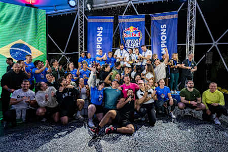 Οι συμμετέχοντες στη λήξη του Red Bull Gym Clash World Final