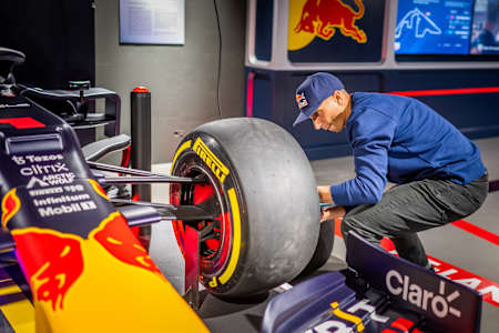 Pit Stop Challenge mit Elias Hountondji