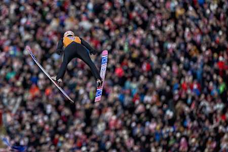 Die Zuschauer:innen waren von Red Bull Target Jumping begeistert