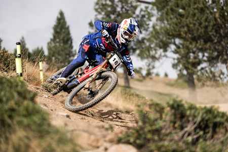 Laurie Greenland performs at UCI DH World Championship in La Massana, Andorra on August 31, 2024.
