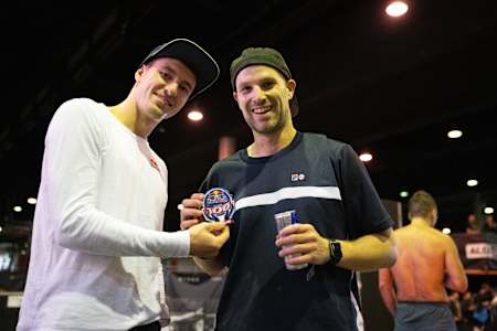 L'obtention de l'écusson du défi wall ball Red Bull 100 HYROX est un motif de fierté. 