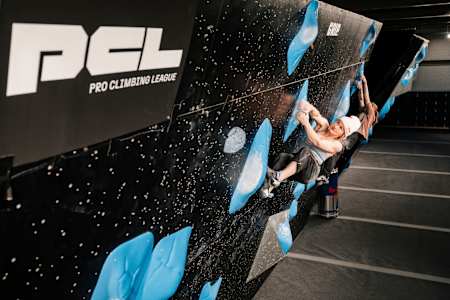 Shauna Coxsey und Erin McNeice treten während des PCL Test Events in Nijmegen, Niederlande am 15. Dezember 2025 auf