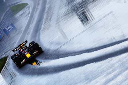 Max Verstappen of the Netherlands driving the (1) Oracle Red Bull Racing RB20 on track during the F1 Grand Prix of Canada at Circuit Gilles Villeneuve on June 09, 2024 in Montreal, Quebec.