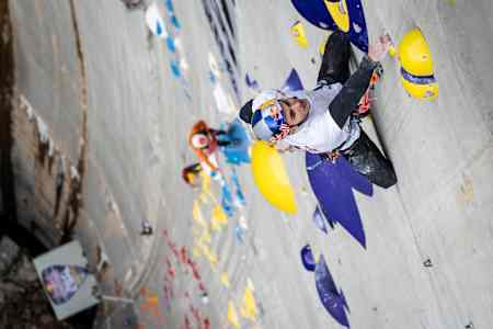 Alberto Ginés López performs during the Red Bull Dual Ascent in Verzasca, Switzerland on November 1, 2023.