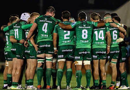 L'équipe d'Irlande de rugby en pleine causerie d'avant-match.