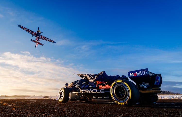 Formula One: Aston Martin Red Bull Racing launch RB16
