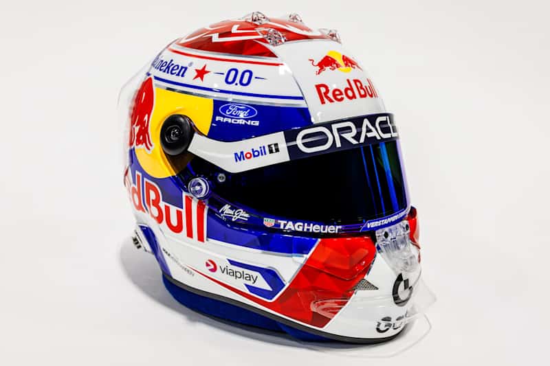 Max Verstappen's 2026 F1 helmet design - photo gallery