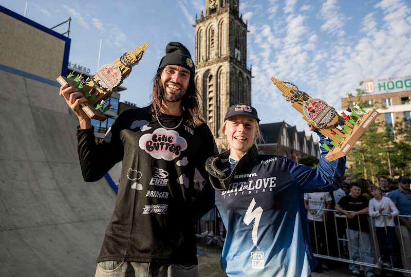 Red Bull Hardline UK: Matt Jones and Mad Mike Whiddett
