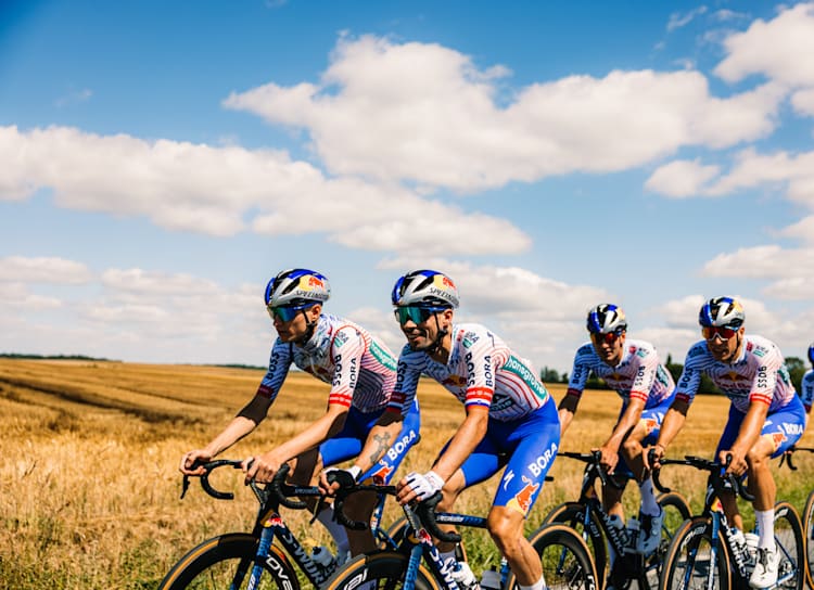 red-bull-bora-hansgrohe-tour-