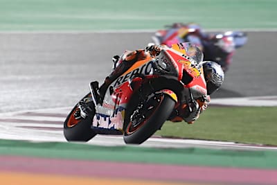 Pol Espargaro leading the MotoGP race in Qatar MotoGP, 6 March 2022.
