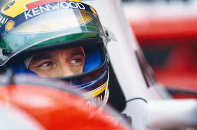  Checo dice que Ayrton Senna (en la foto) es su "mayor ídolo".