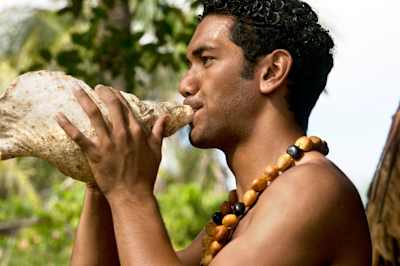 For an anthropological adventure, consider an afternoon immersion in the cultures of Tonga, Samoa and four other island nations at the Polynesian Cultural Center near the North Shore of Oahu.