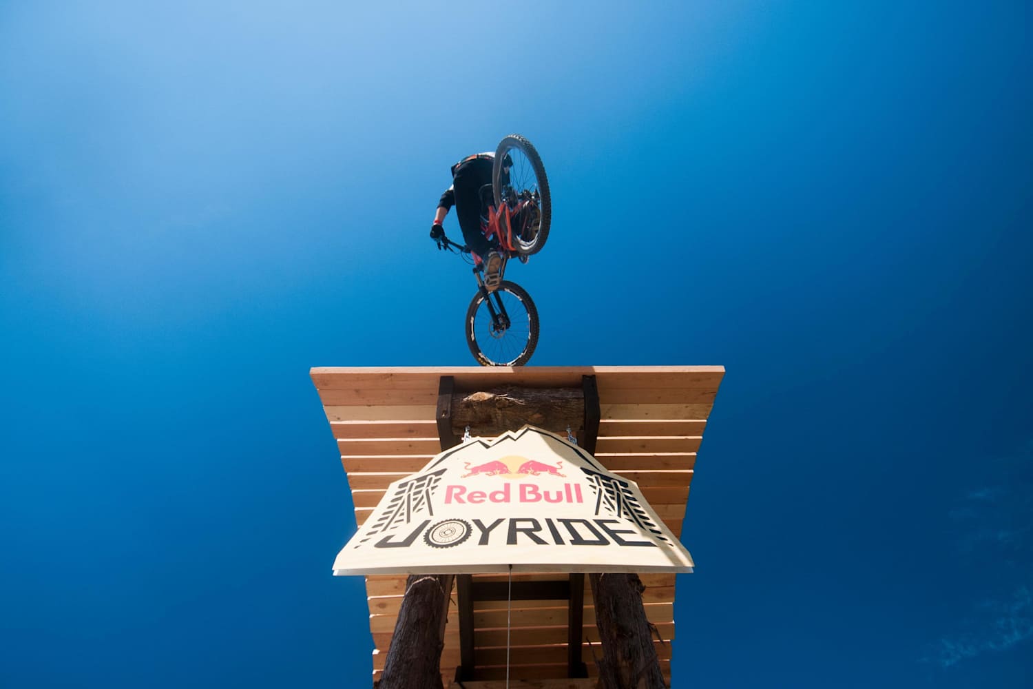 Red Bull Joyride: conheça a pista de MTB Slopestyle