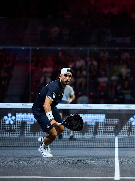 Alejandro Galan and Federico Chingotto during the quarter-finals of the Premier Padel P2 Bordeaux in July 2026. 