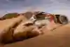 Dania Akeel supera una duna marocchina