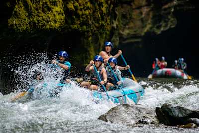 Racers tackle the rapids