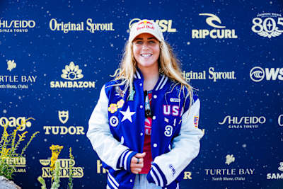 Caroline Marks und ihre neue Olympia-Jacke.
