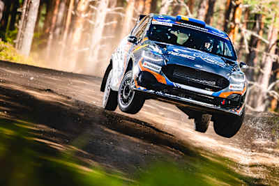 Carlberg leads Türkkan by three points heading into the Junior WRC finale.