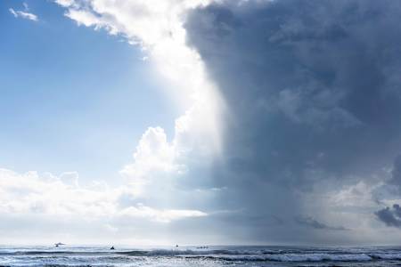 With a typhoon hitting the Japanese coastline, sets in the morning should be in the double overhead range for the quarterfinals.