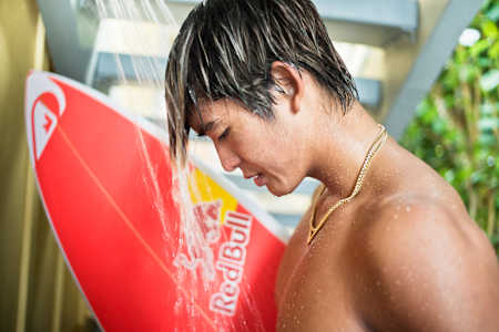 Kanoa Igarashi photographed for The Red Bulletin.