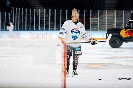 Jäätestien perusteella laukaus on yksi Konsta Kapasen vahvuuksista.