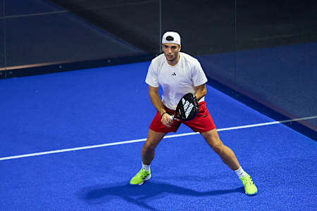 Professional padel player Aljandro Galan.