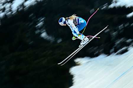 Vonn shows her downhill prowess at the FIS Alpine World Ski Championships at Saalbach Hinterglemm in Austria last February.