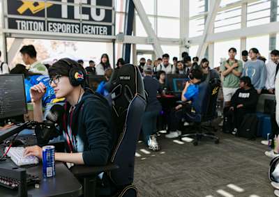 Timothy 'iiTzTimmy' An competes while a crowd watches at iiTzTimmy's Hot Drop at University of California San Diego on April 25, 2023.