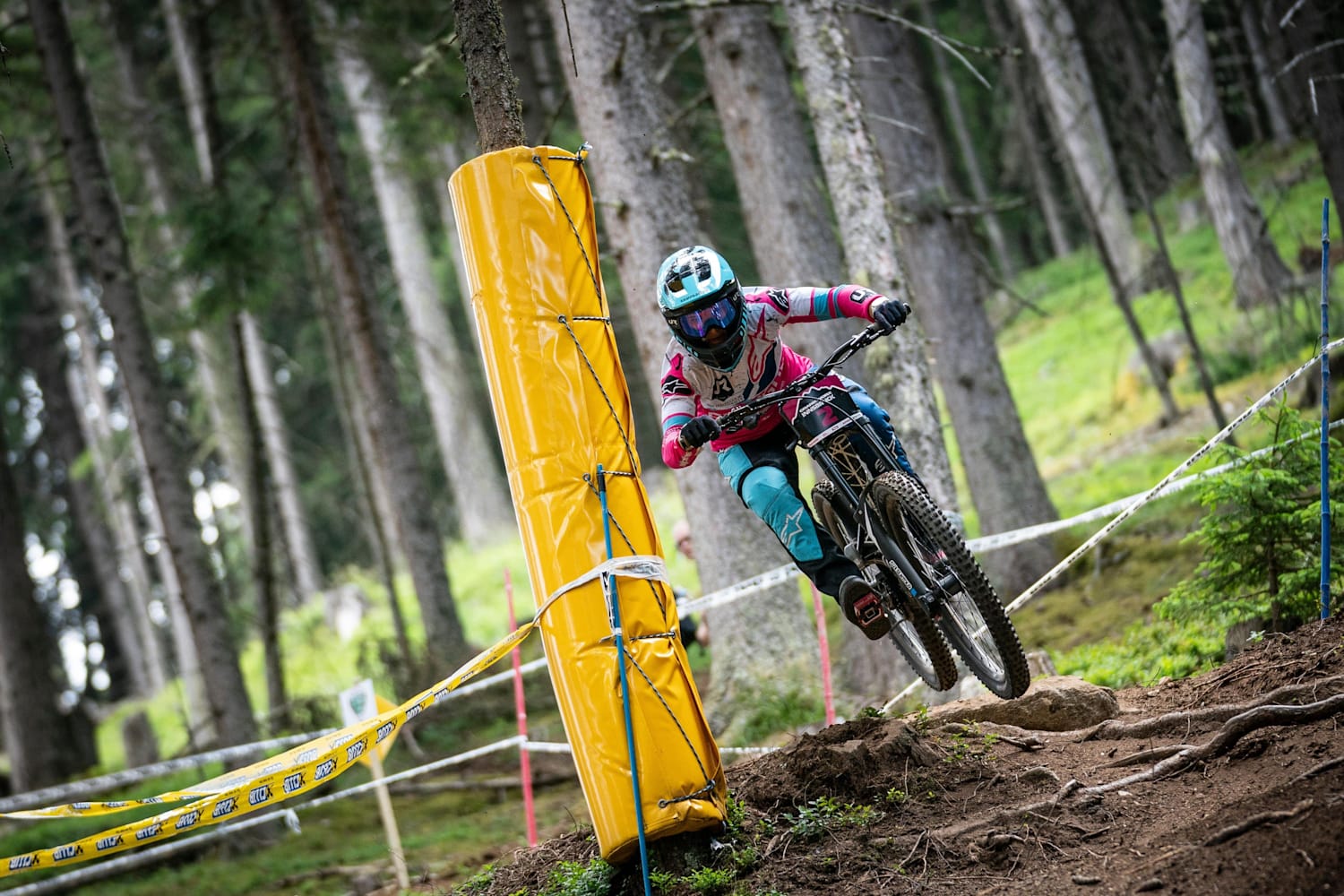 jolanda neff downhill