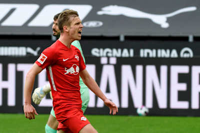 Olmo a Borussia Dortmund ellen szerzett gólját ünnepli
