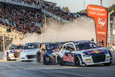Johan Kristoffersson takes the lead in the final at Spa ahead of Kevin Hansen.