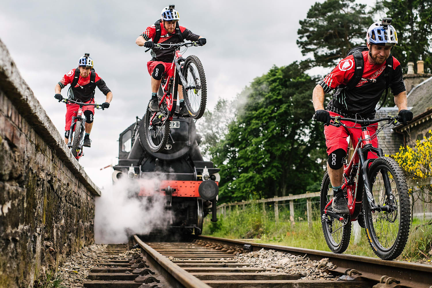 danny macaskill mtb bike