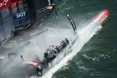 The Oracle Racing Team USA competes during the 34th Americas Cup in San Francisco, USA, on September 14, 2013.