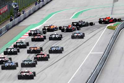 Heading Into Turn One At The Start