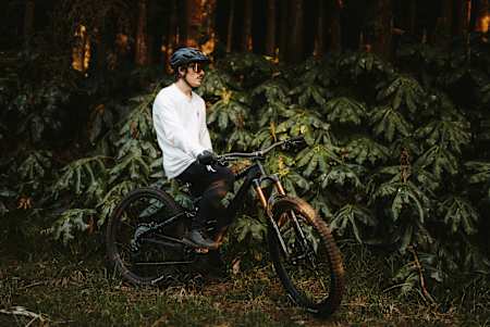 Portrait du rider VTT Gaëtan Vigé à La Réunion.