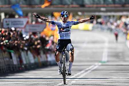 Primoz Roglic wins Volta a Catalunya 2025
