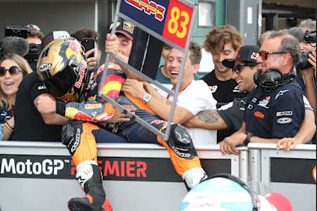 Carpe celebrates with his team in the parc ferme of Misano 2024