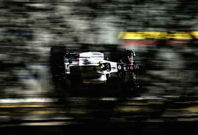 An image of Sergio ‘Checo’ Pérez driving an F1 car.