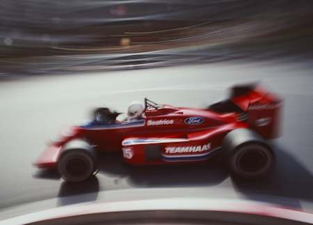 Alan Jones en el Lola-Haas THL2 de 1986, F1.