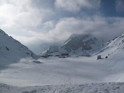 St. Bernhard pass en Suiza
