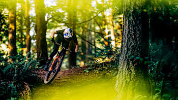 MTB Raw S2E16 - Jill Kintner - Sound of Speed Art