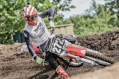 Get your arms up and shoulders square