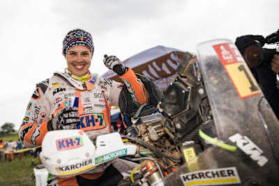 Laia Sanz, del KTM Factory Team, después de terminar la última etapa del Rally Dakar, de Córdoba a Córdoba, Argentina, el 20 de enero de 2018.