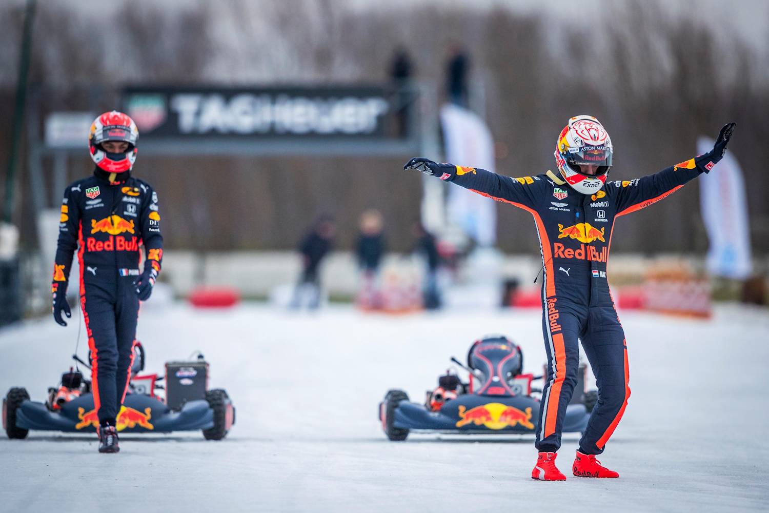 Verstappen - Max Verstappen tekent bij tot 2020 bij Red Bull | RTL Nieuws : Max emilian verstappen — conductor de carreras holandés.