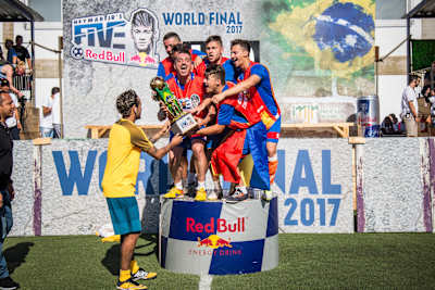 Neymar Jr and Team Romania at prize-giving during the Neymar Jr's Five World Final