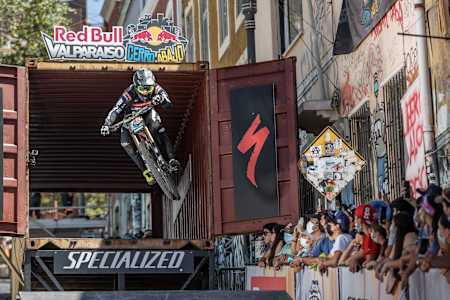 Gonzalo Gajdosech performs during Red Bull Valparaiso Cerro Abajo in Valparaiso, Chile on February 27, 2022.