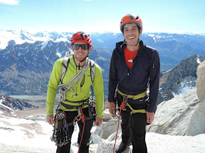 I climber Tommy Caldwell and Alex Honnold durante la loro traversata del Fitz Roy, in Patagonia, Argentina, nel Febbraio 2014.