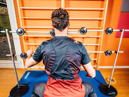 Thierry usa este aparelho para treinar a visão