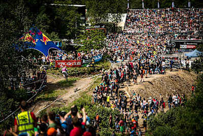 Tahnée Seagrave approaching the finish during Rd 2 of the 2018 UCI DH World Cup in Fort William, Scotland on June 3, 2018.