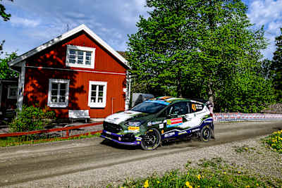 Craig Rahill produced a strong Saturday to sit second overall